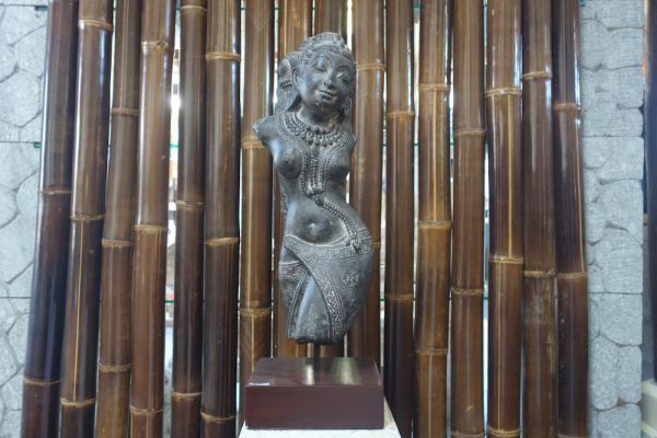 k016-dewi-statue-gesicht-dekoration-11.jpg