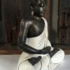 k087 wohnzimmer garten lavastein dekorative buddha statue meditation glaenzend weiss 2